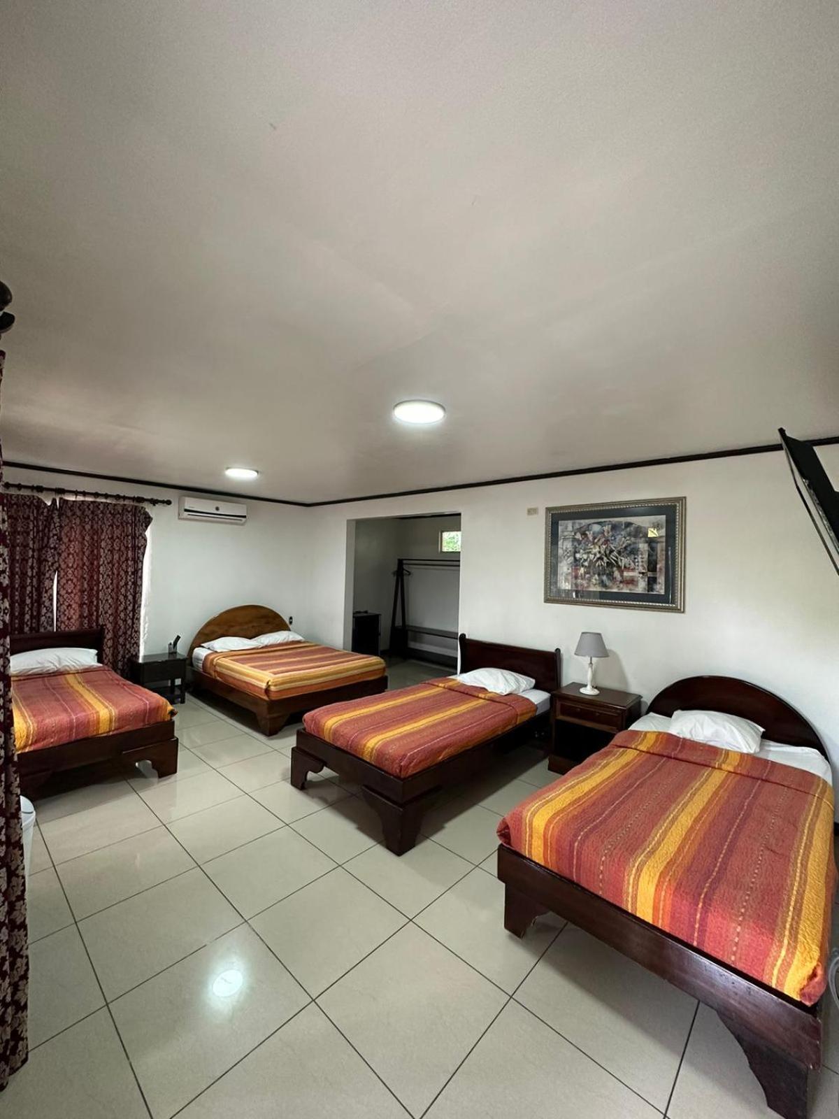 Brillasol Airport Hotel Las Ciruelas  Buitenkant foto