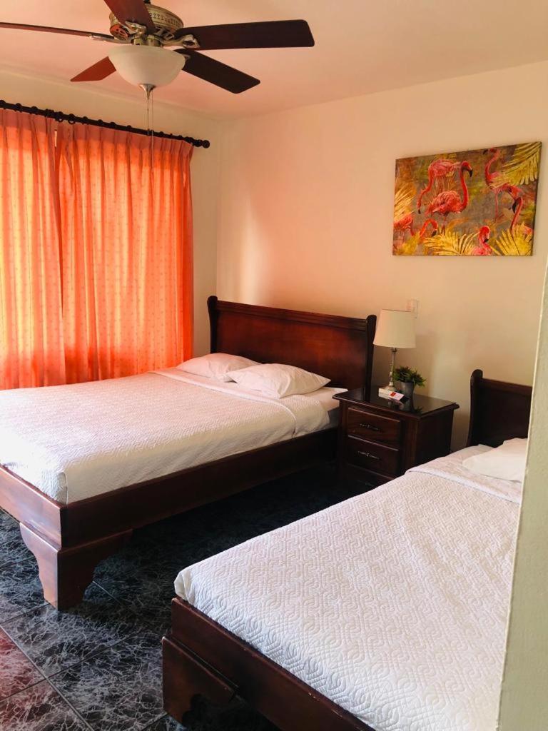 Brillasol Airport Hotel Las Ciruelas  Buitenkant foto